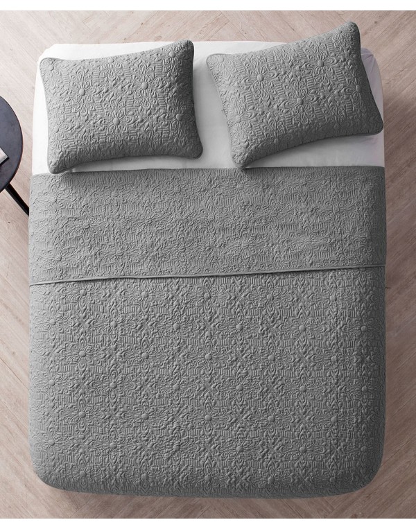 Embossed 2-Piece Twin Quilt Set