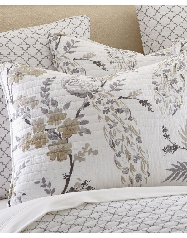 Elegant Twin Size 2-Piece Quilt Ensemble